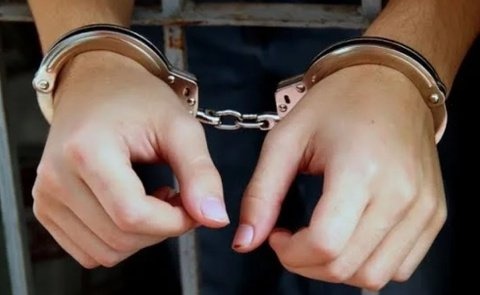 3 anh em ruot bi truy na dac biet hinh anh