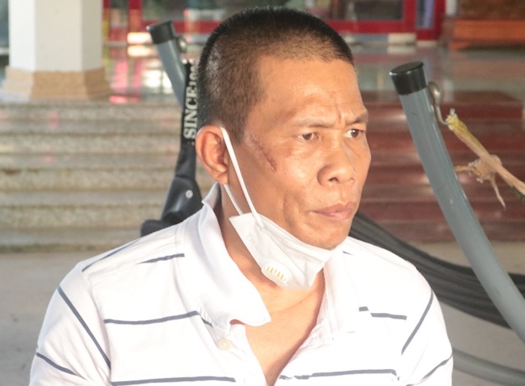 Chu cho vay tien mang sung di giai quyet mau thuan hinh anh