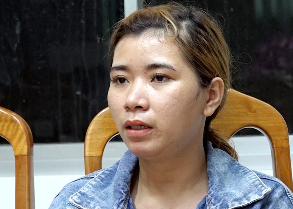 Nguoi phu nu 2 lan bi truy na hinh anh