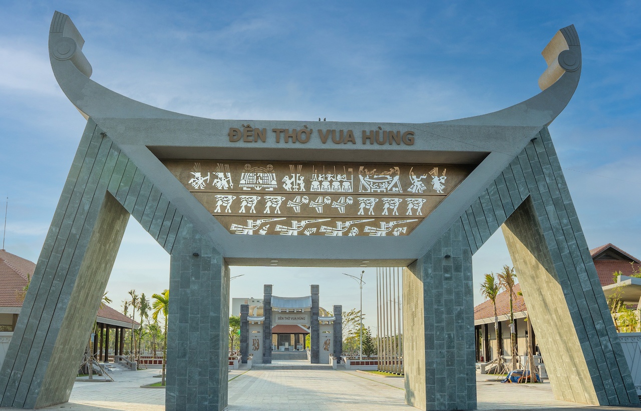 Chu tich nuoc du le khanh thanh Den tho Vua Hung tai TP Can Tho anh 3