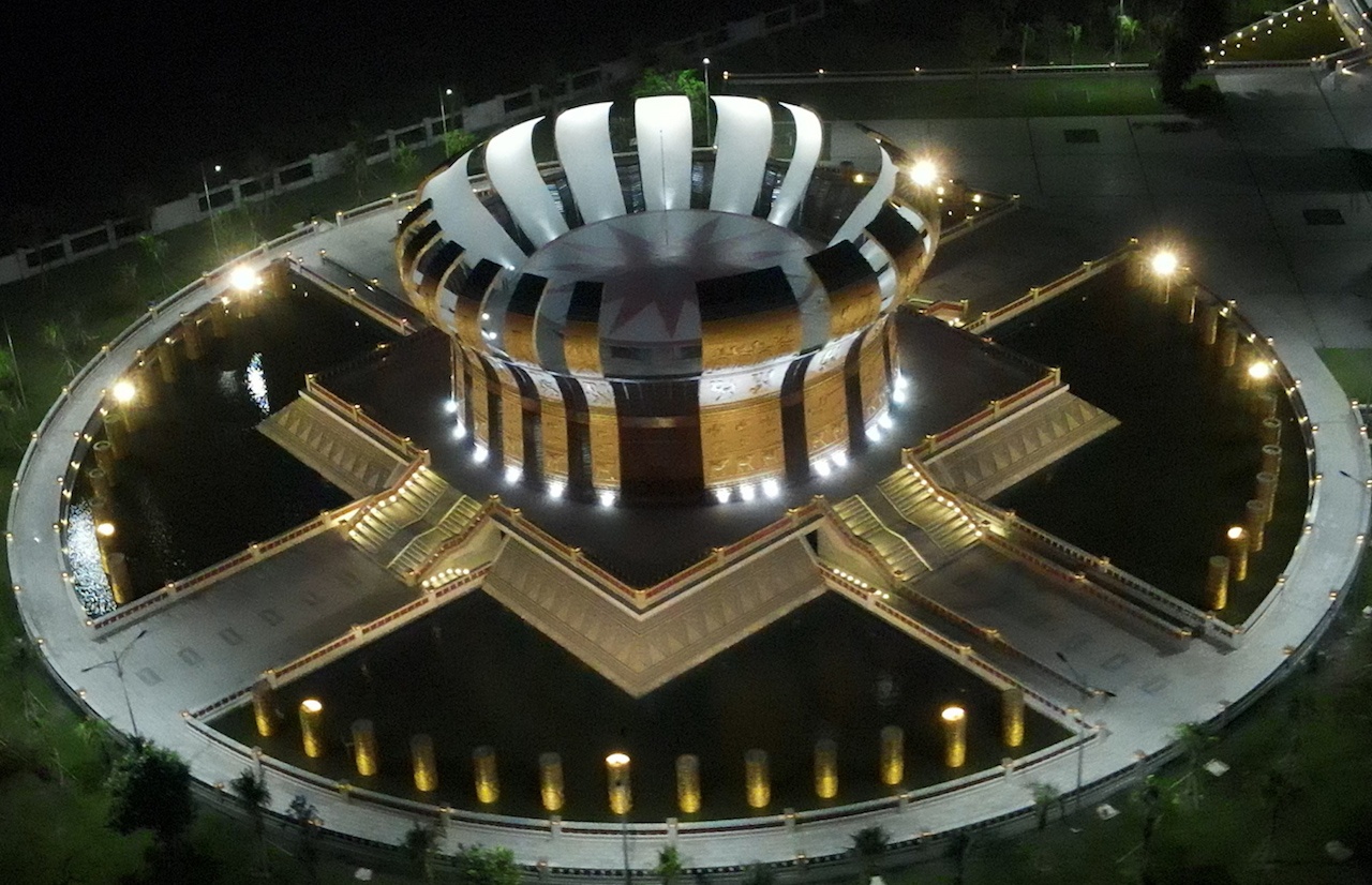 Chu tich nuoc du le khanh thanh Den tho Vua Hung tai TP Can Tho anh 1