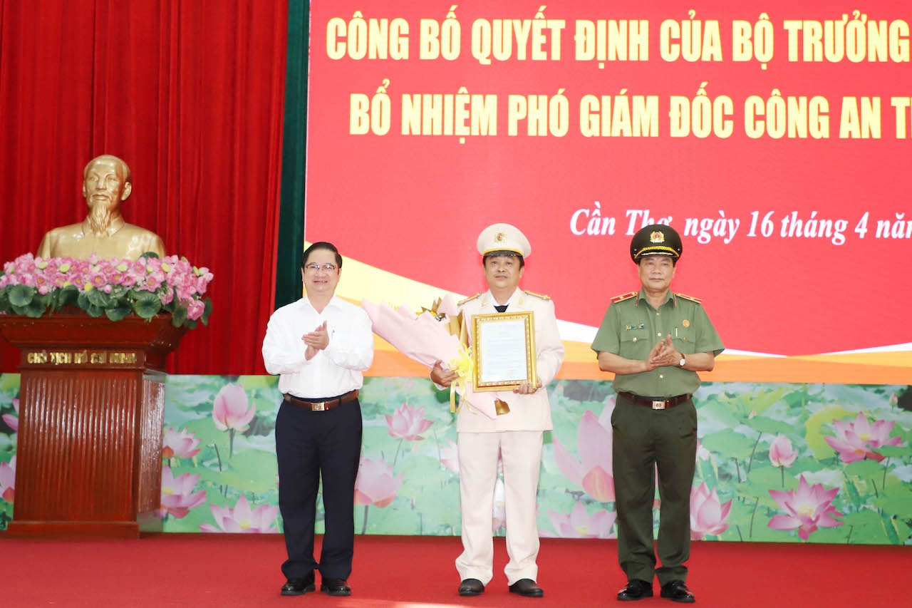 Thuong ta Le Duc Bay anh 1