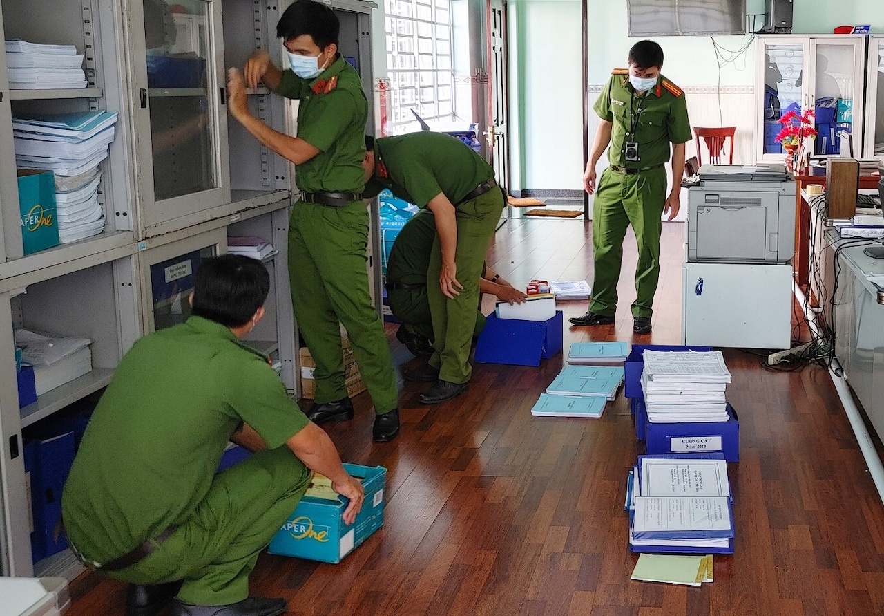 Chu doanh nghiep o An Giang,  tron thue 19 ty dong,  dai gia cat,  Cong an An Giang,  Dai ta Dinh Van Noi anh 2