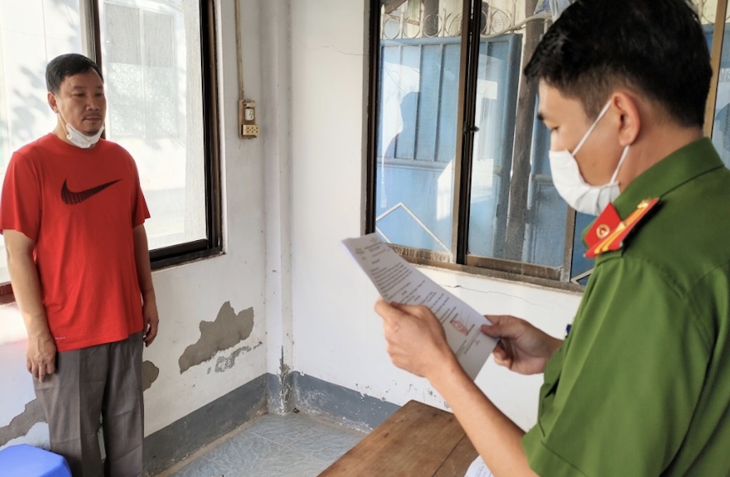 Chu doanh nghiep tron thue,  tiem vang o An Giang,  co quan dieu tra,  Cong an An Giang,  Dai ta Dinh Van Noi anh 3