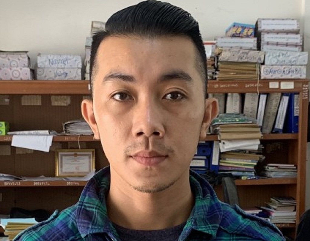 Bắt tạm giam nhóm người gây thương tích cho thiếu tá cảnh sát ảnh 1 Bat tam giam nhom nguoi gay thuong tich cho thieu ta canh sat anh 1
