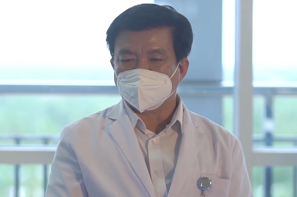 Khoi to giam doc Benh vien Da khoa tinh Vinh Long hinh anh