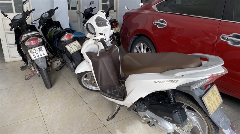 Mot thang trom... 14 xe may hinh anh