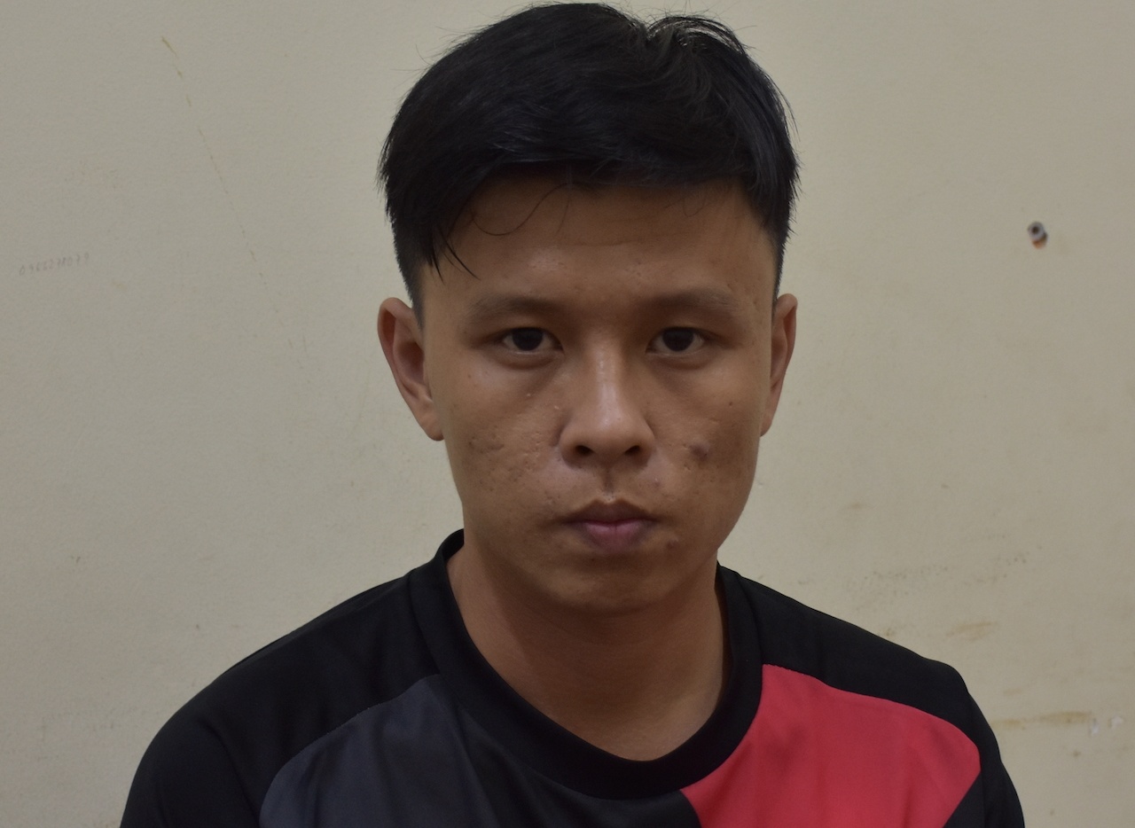 Bat thu pham xam hai tinh duc nu sinh 13 tuoi hinh anh