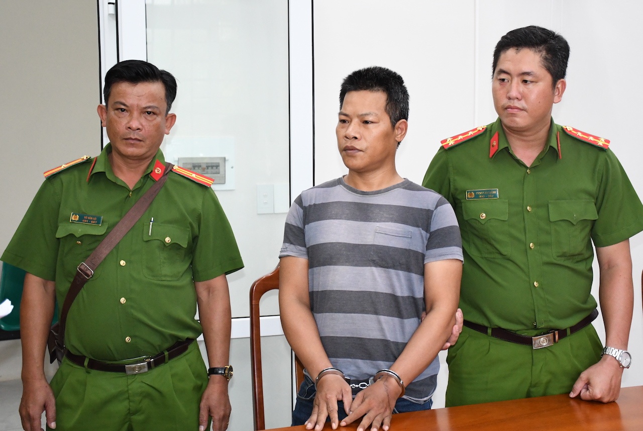 Bat giam em ruot 'Hoa Ba Bat' o Tra Vinh hinh anh