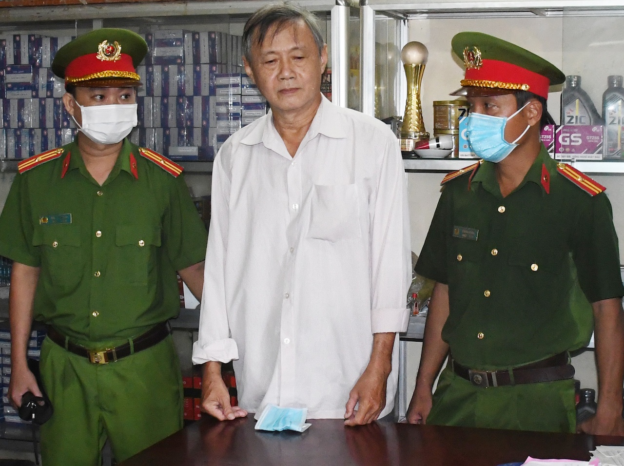 Khoi to nguyen Chu tich HDQT Quy tin dung Long Binh hinh anh