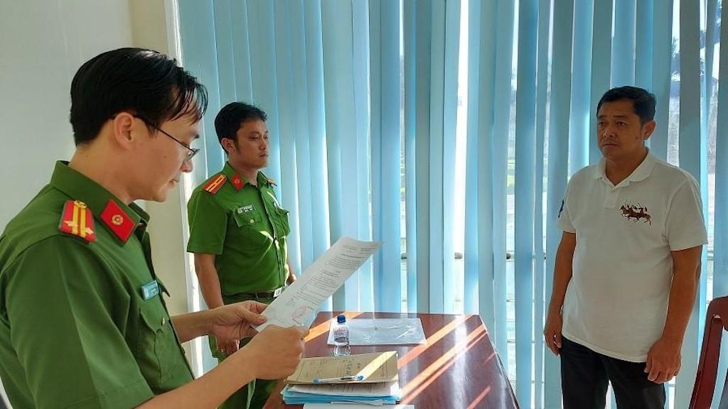 Chu tich Cong ty CP Khi hoa long Dong Thap tu chi thuong 3,5 ty dong hinh anh