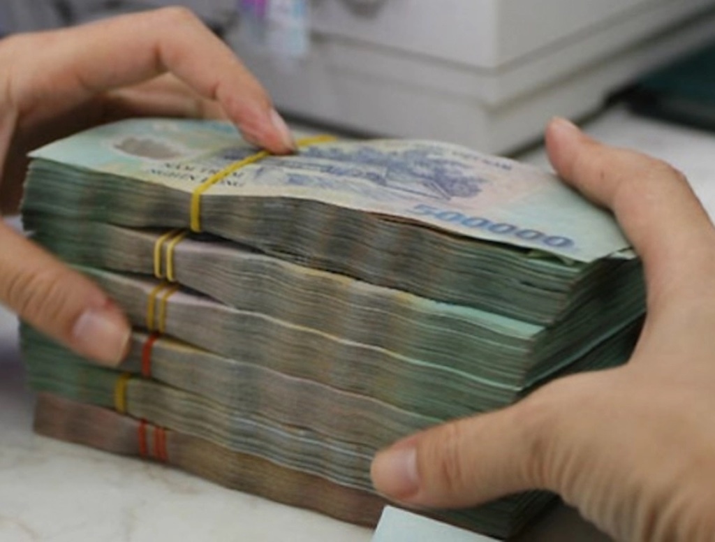 Chuyen ho so dieu tra sai pham cua trung ta cong an hinh anh