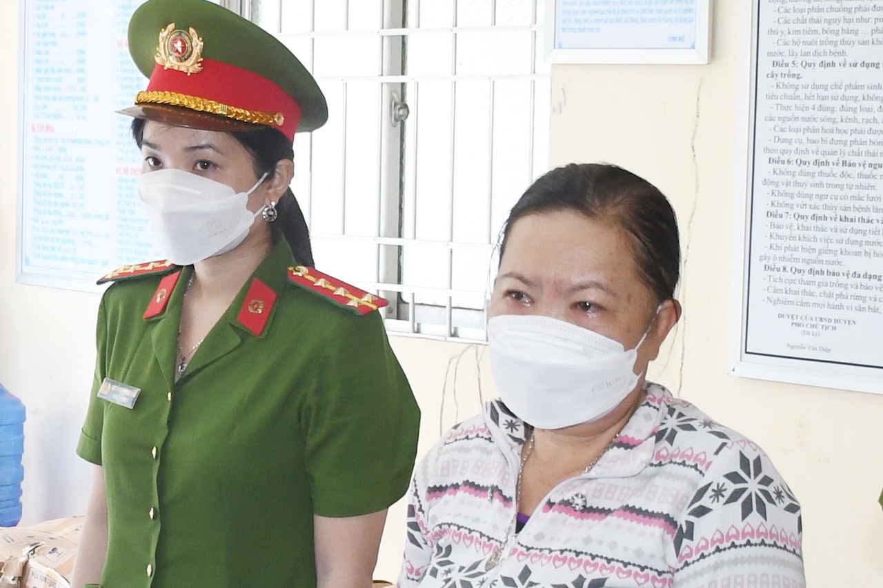 Nu chu hui chiem doat 1,2 ty dong hinh anh