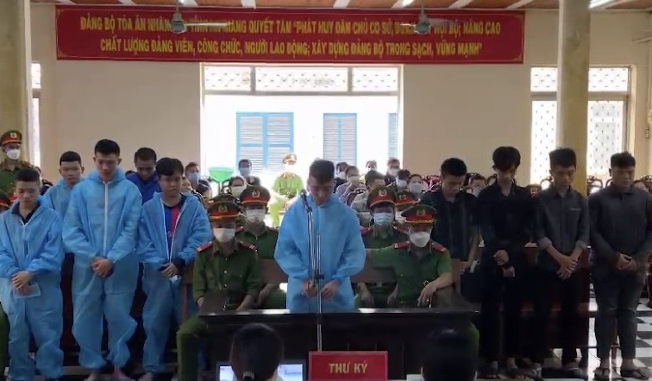 Dam nham ban cung phe anh 1