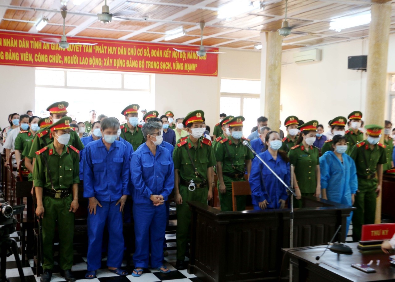 Lô đề 1.000 tỷ đồng ảnh 1 Lo de 1.000 ty dong anh 1