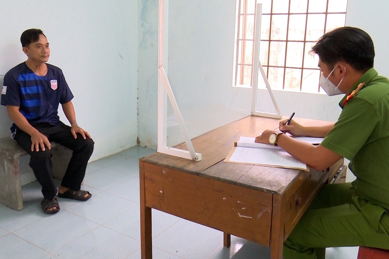 Danh tinh dich bat tinh anh 1