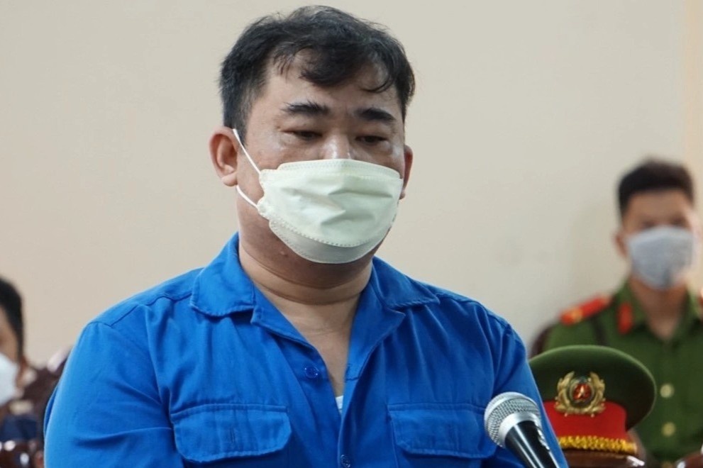 Phat tu nguoi dinh chi 20 ty dong de dieu chuyen dai ta Dinh Van Noi hinh anh