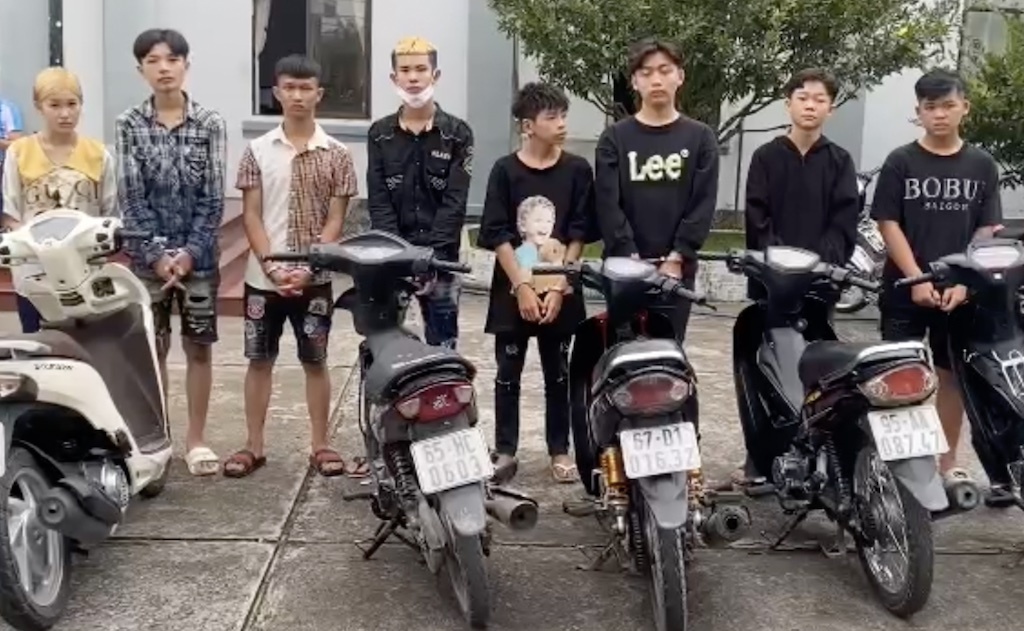 Bang cuop nhi mien Tay anh 1