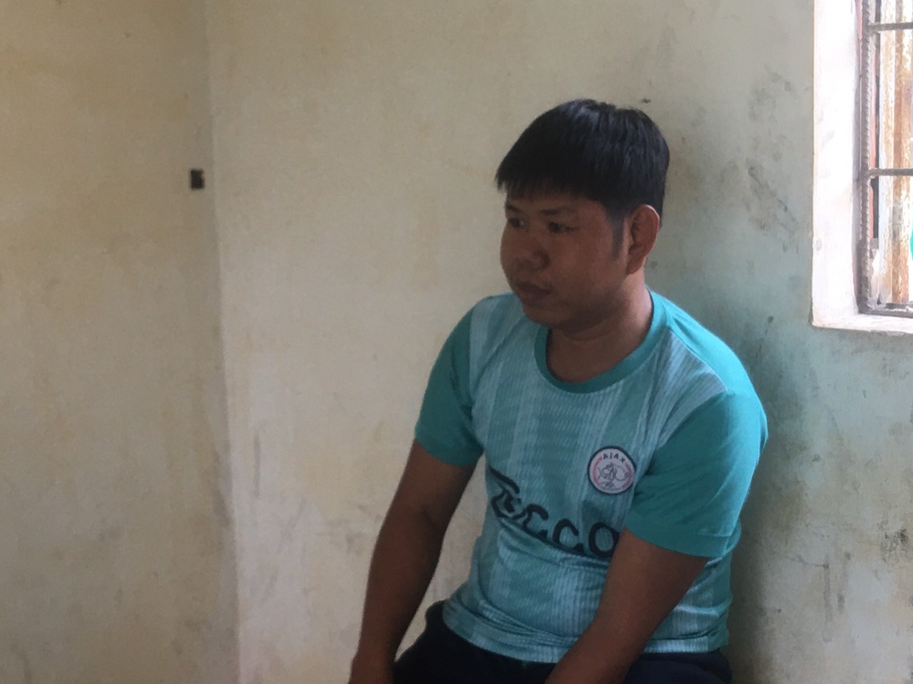 Tam giam ten trom co 7 tien an hinh anh