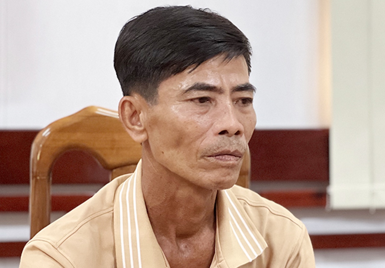 Cha đâm chết con trai ảnh 1 Cha dam chet con trai anh 1