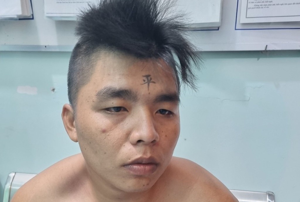 Bat giu nam thanh nien dam nguoi tu vong trong dem o Vinh Long hinh anh