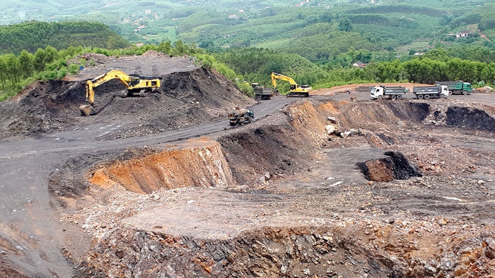 Bo Cong an kham xet mo than Bo Ha hinh anh