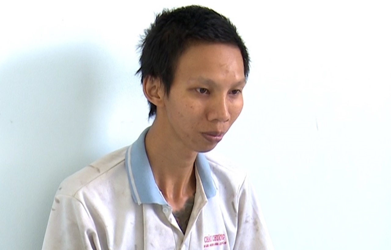 Ném bể kính ôtô ảnh 1 Nem be kinh oto anh 1