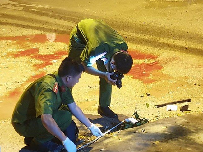 Nguoi dan ong tu vong sau tran don hoi dong hinh anh