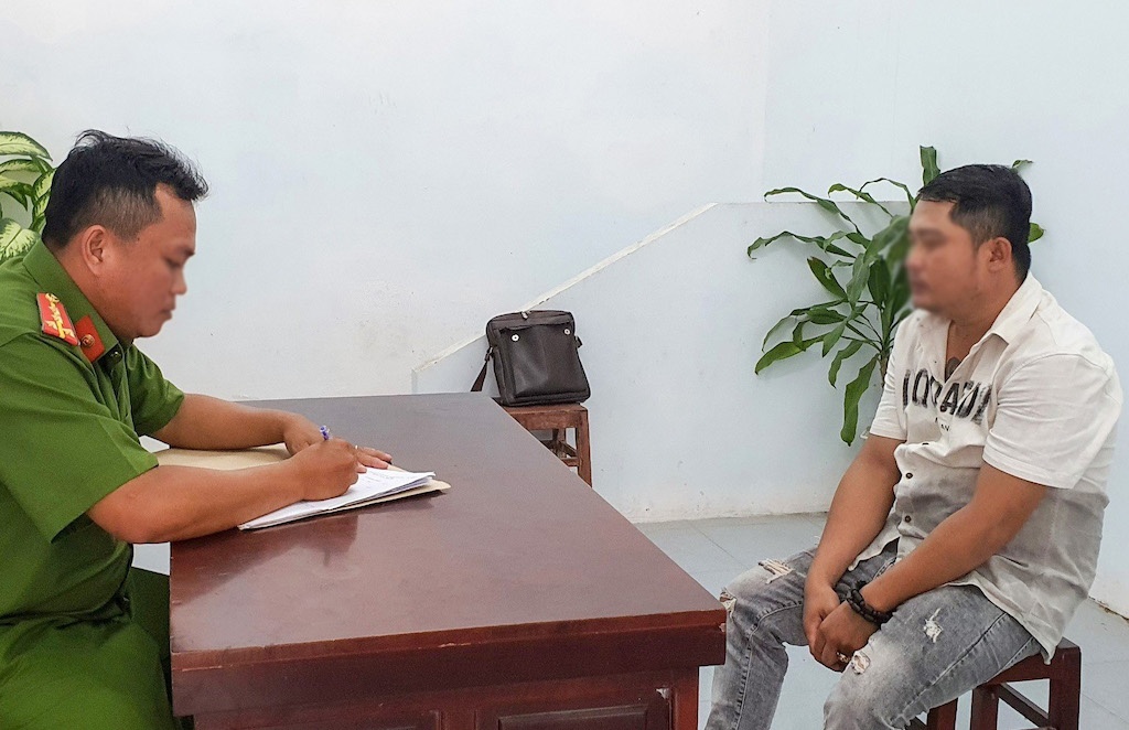 Bao tin gia bi cuop anh 1