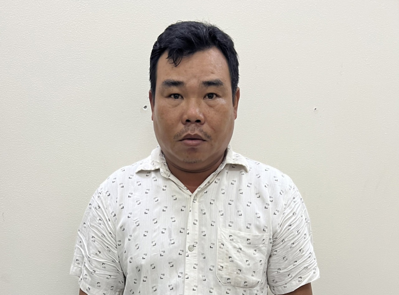 bi doi tien no anh 1