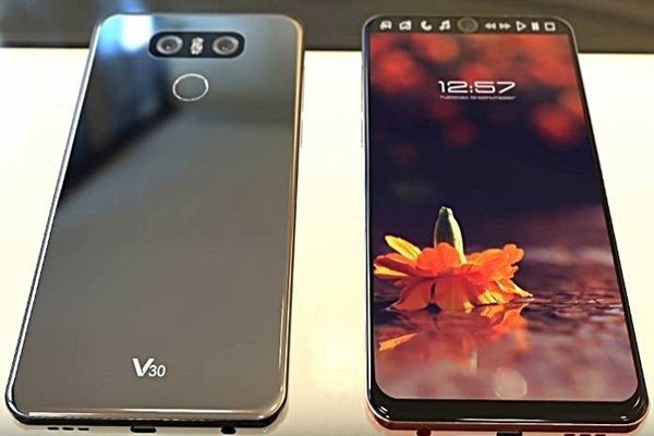 LG V30: 4 camera, 2 man hinh, gia tu 699 USD hinh anh
