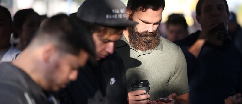 Chung nghien smartphone: Can benh cua thoi dai hinh anh