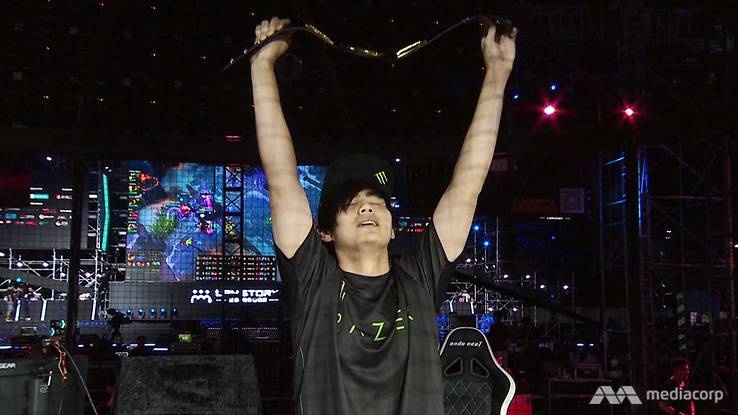 Ho Kun Xian: Ke nghien game thung thanh nha vo dich the gioi hinh anh