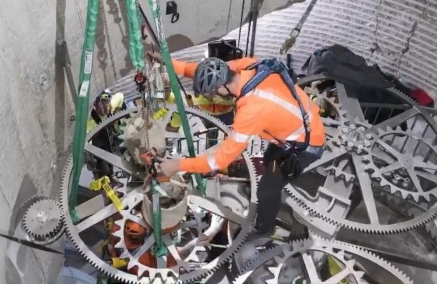 dong ho 10 thien nien ky anh 6