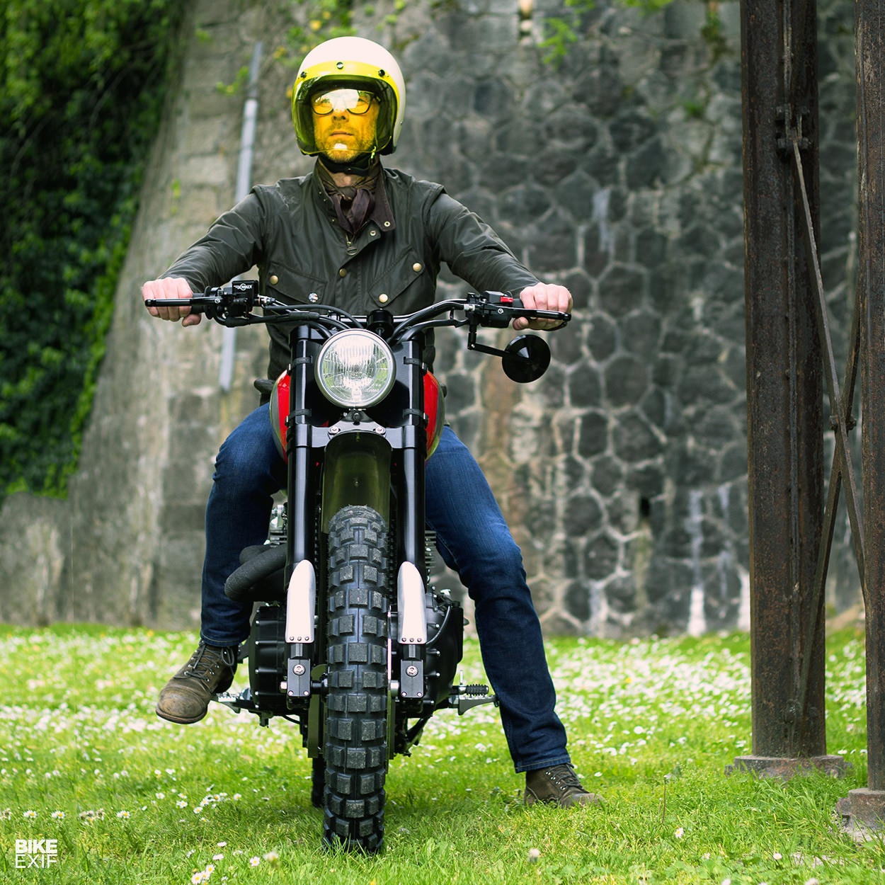 Xe Triumph Scrambler do anh 7