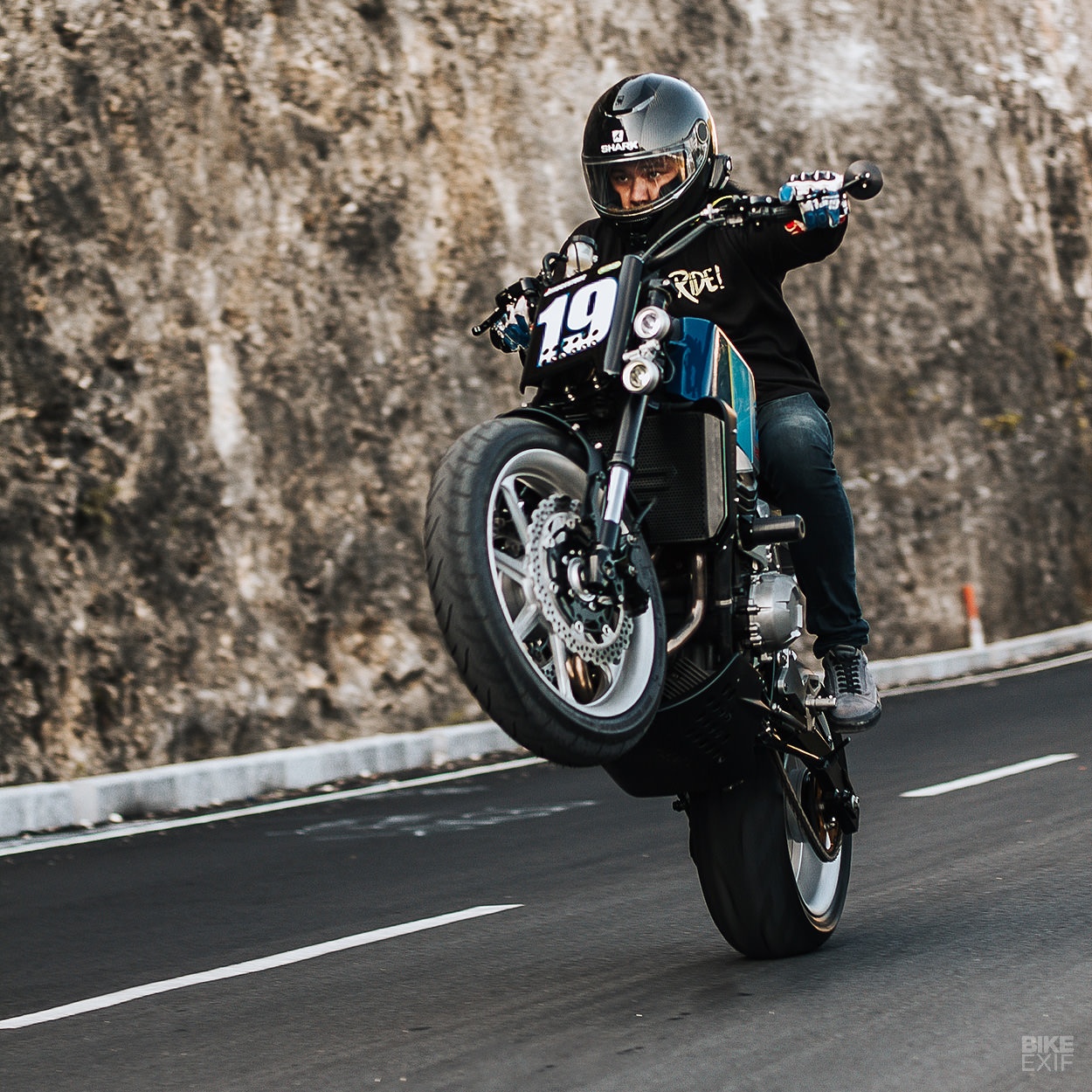 Xe do Kawasaki Z800 anh 10