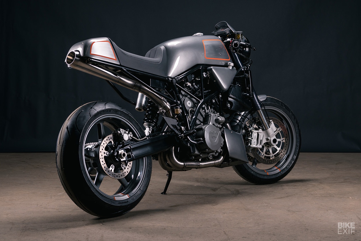 Xe môtô KTM 990 cc độ ảnh 3 Xe moto KTM 990 cc do anh 3