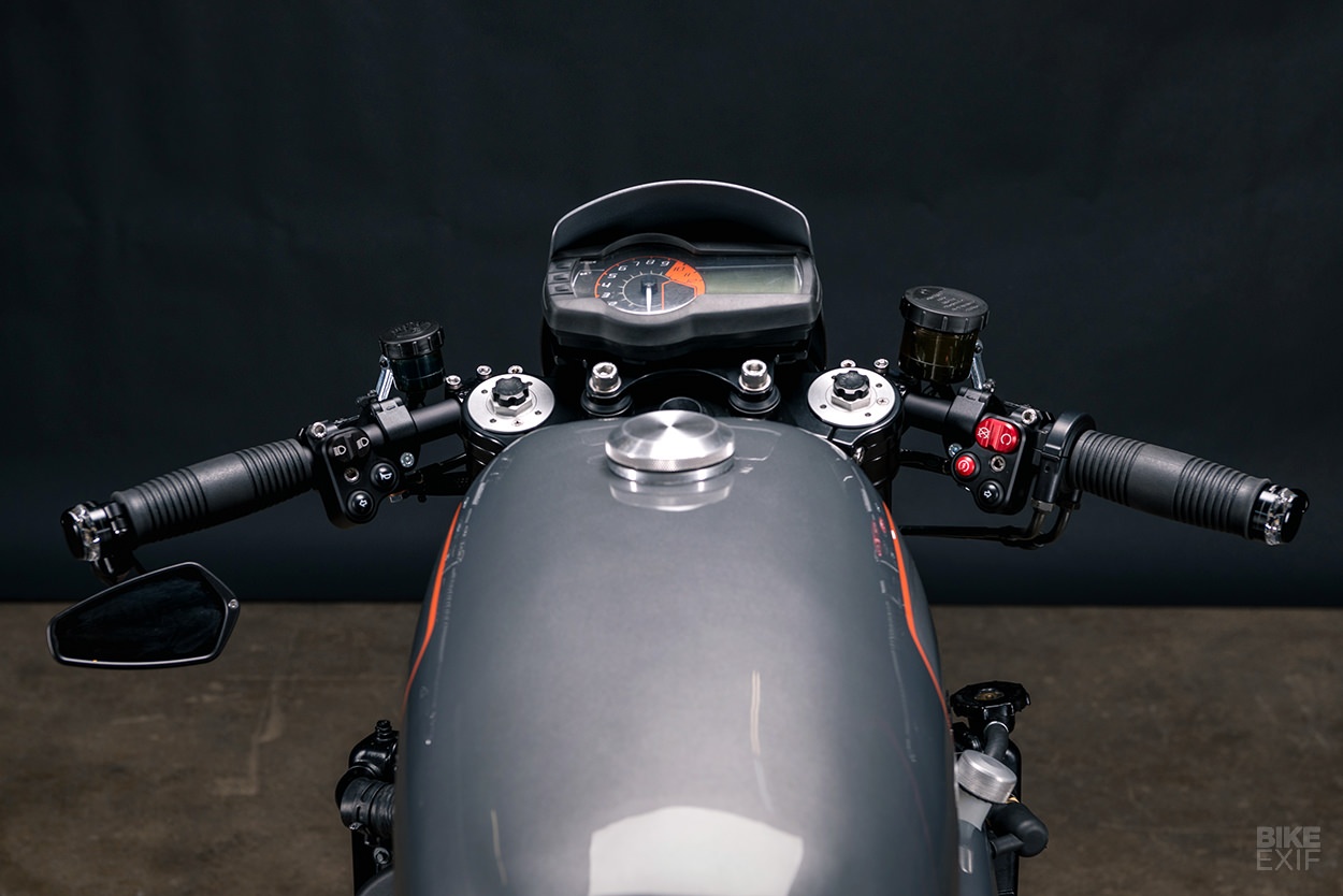 Xe môtô KTM 990 cc độ ảnh 5 Xe moto KTM 990 cc do anh 5