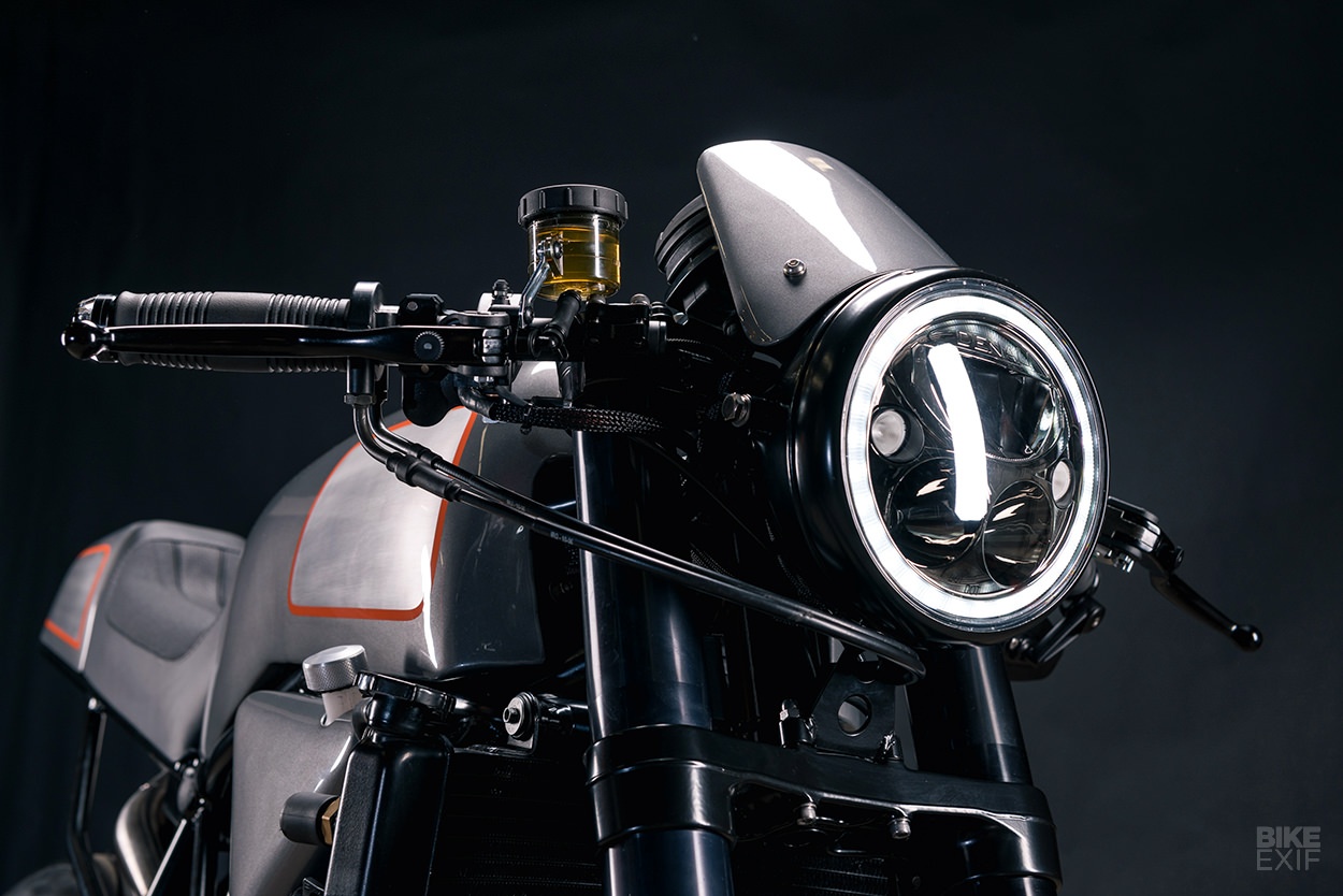 Xe môtô KTM 990 cc độ ảnh 7 Xe moto KTM 990 cc do anh 7