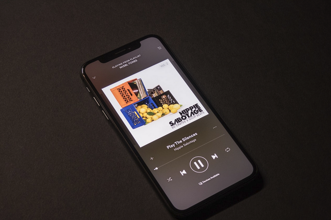 Apple Music vuot mat Spotify anh 1