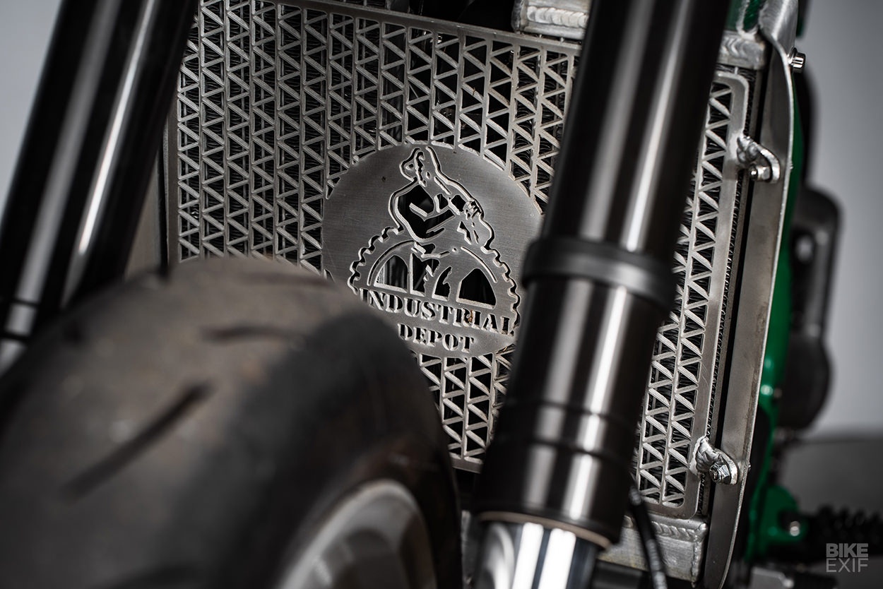 Xe do KTM Duke 690 anh 9