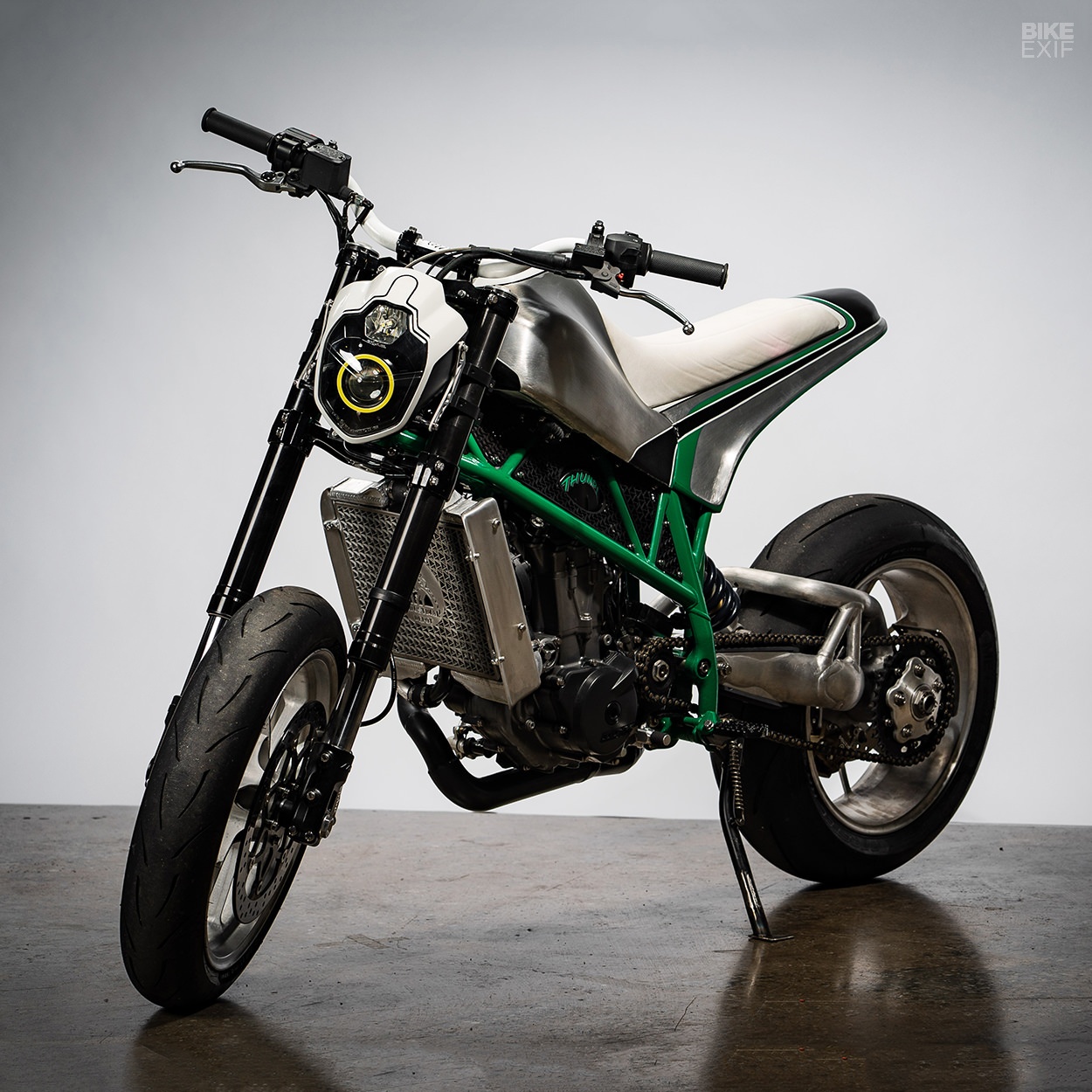 Xe do KTM Duke 690 anh 2