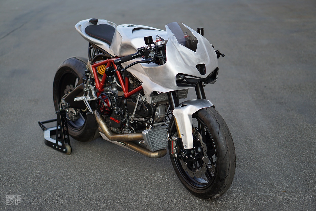 Can canh mau do Ducati Cafe fighter tu Italy hinh anh