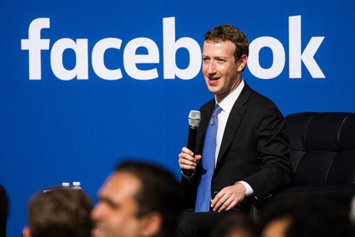 Mark Zuckerberg no ong chu Microsoft mot loi cam on hinh anh