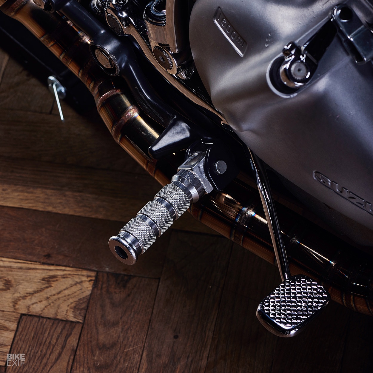 Xe do Suzuki GN400 Street Tracker anh 6