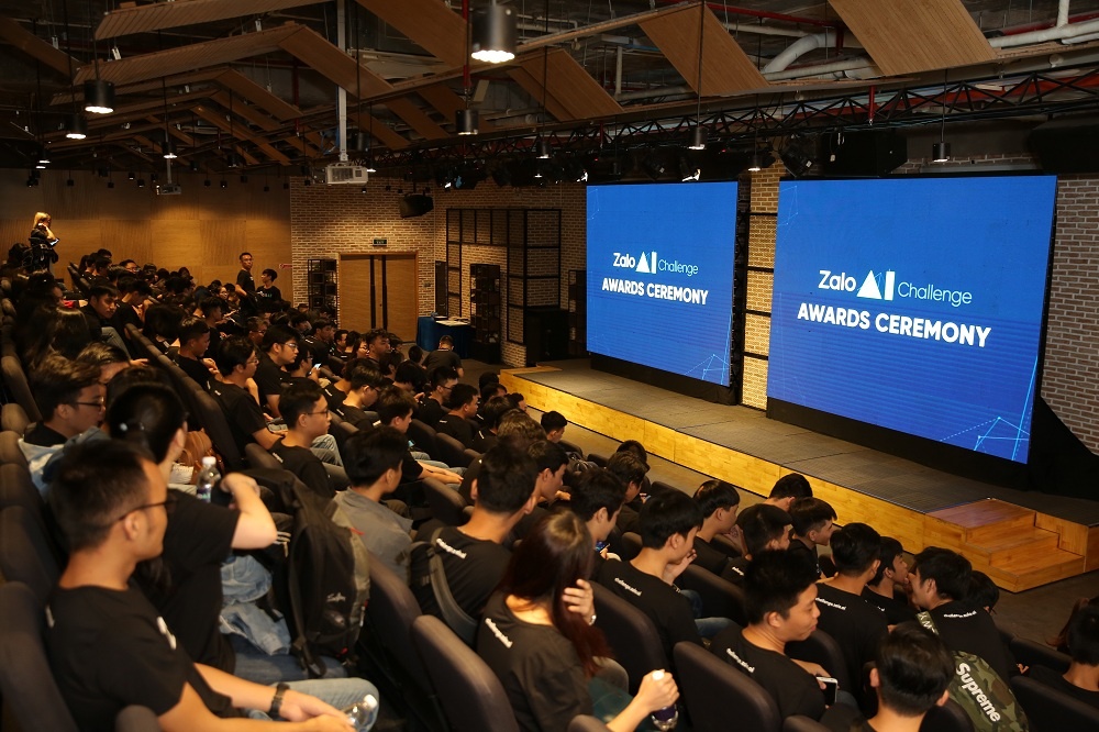 Toan canh buoi trao giai cuoc thi Zalo AI Challenge hinh anh