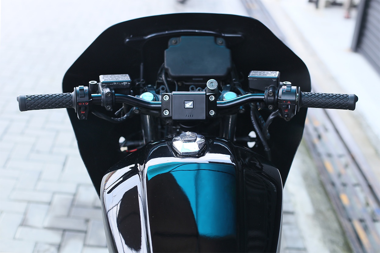 Xe do Honda CBX750 anh 8