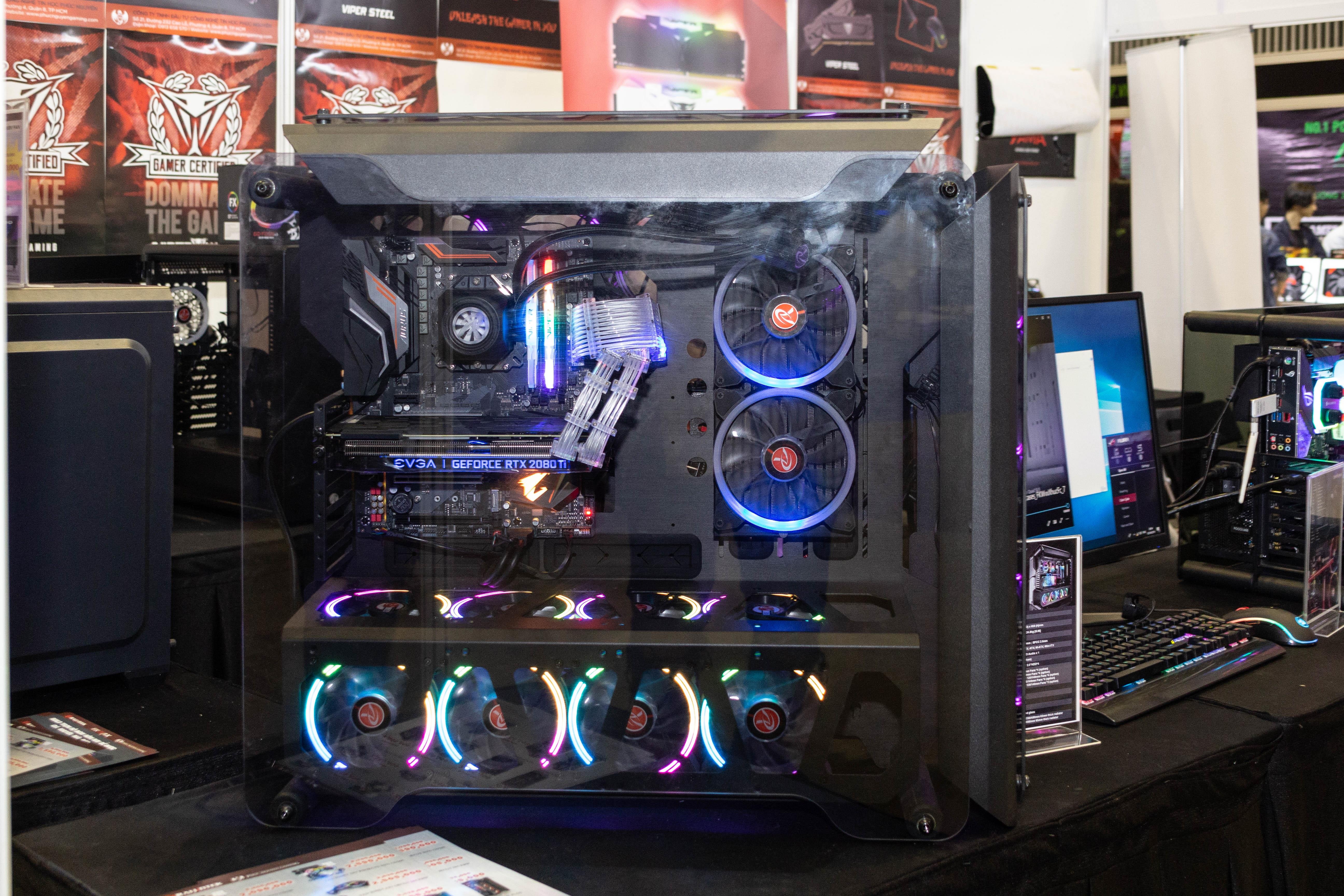 hoi cho game lon nhat Viet Nam anh 8