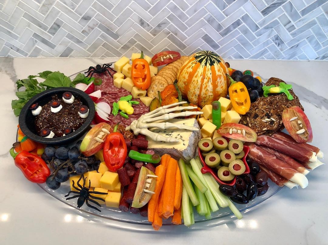 Chan cach an uong thong thuong, bien tau thuc pham theo goi y duoi day hinh anh