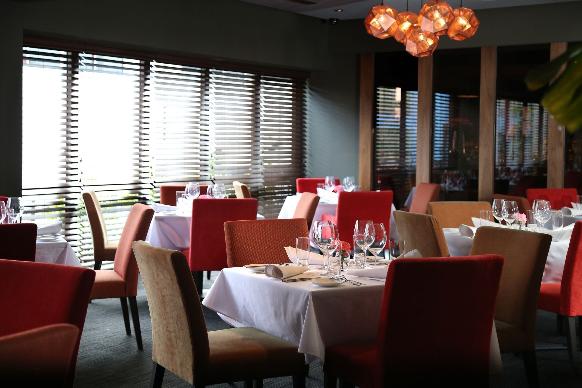 Nha hang Philippines anh 20